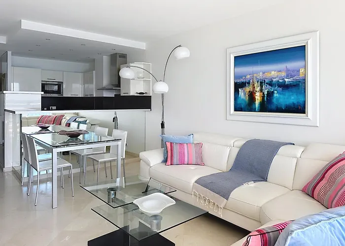 Apartamento Beachfront 2-bedroom With Balcony *